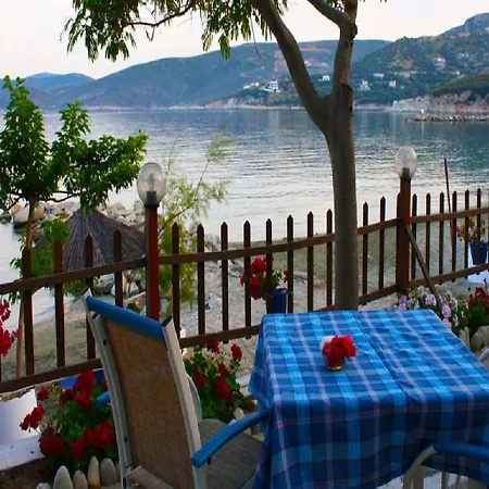 Argo Summer House *